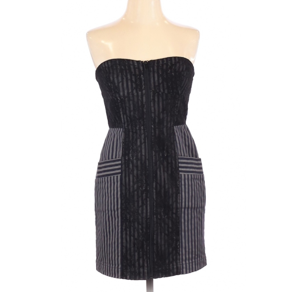 Sui by Anna Sui Black Strapless Lace Stripe Mini D